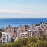 Выбираем квартиру в Ялте: Как найти идеальное жилье у моря